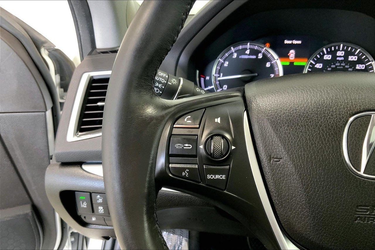 Used 2019 Acura TLX w/ Technology Package FWD image 21