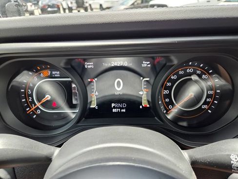 Certified 2024 Jeep Wrangler Rubicon AWD/4WD image 29