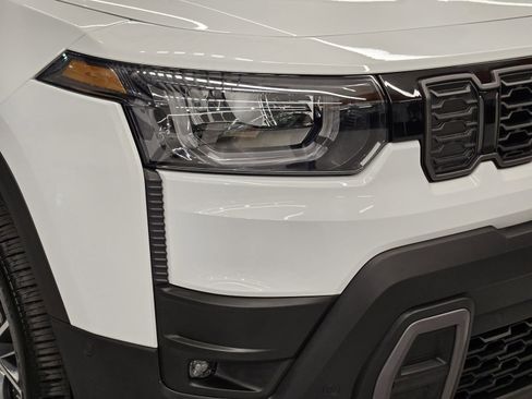 New 2026 Jeep Cherokee Overland image 6