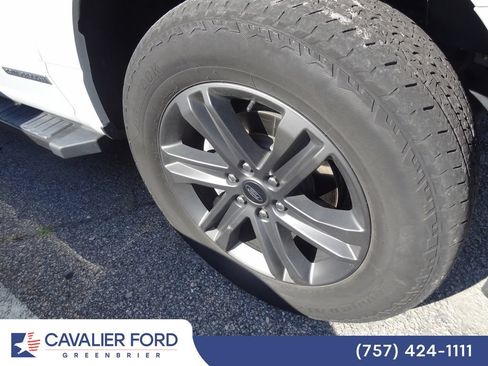Used 2023 Ford F150 Lariat AWD/4WD image 12