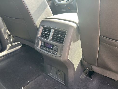 Certified 2023 Volkswagen Atlas SE image 41