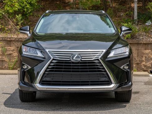 Used 2019 Lexus RX 350L FWD w/ Premium Package image 2