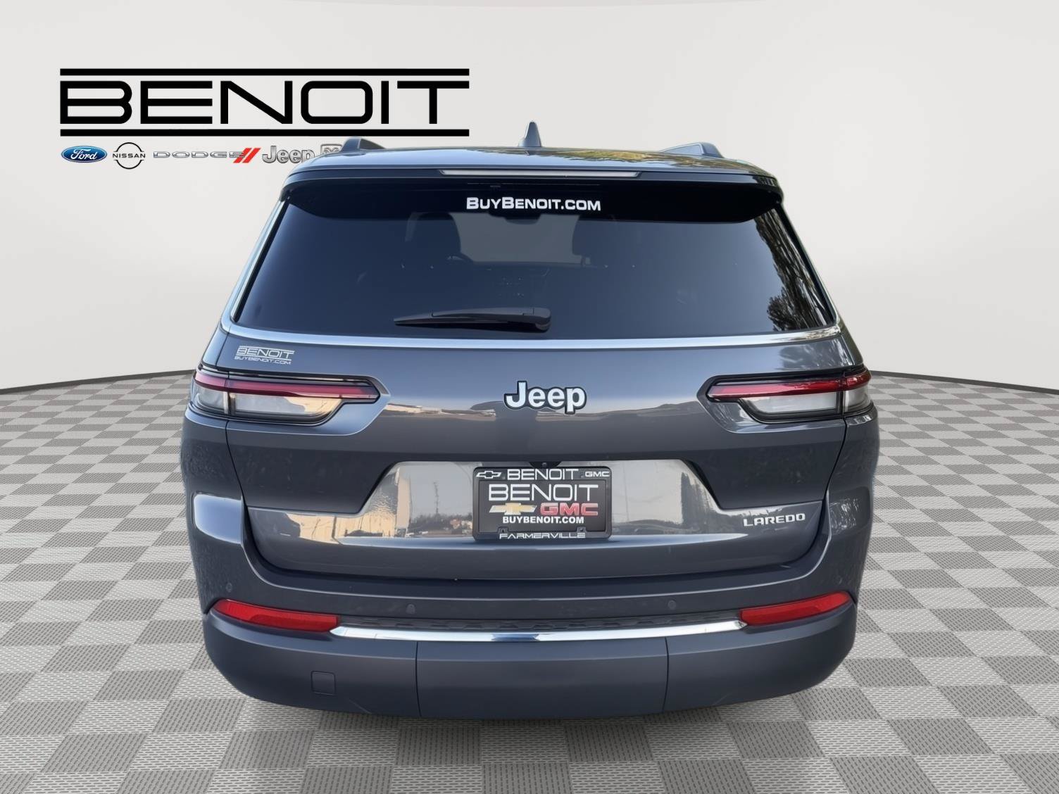 Used 2025 Jeep Grand Cherokee L Laredo w/ Luxury Tech Group I RWD image 4