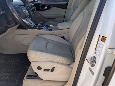 Used 2017 Audi Q7 3.0T Prestige w/ Prestige Package image 7