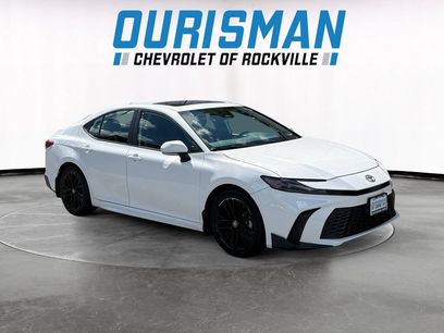Used 2025 Toyota Camry SE w/ Convenience Package