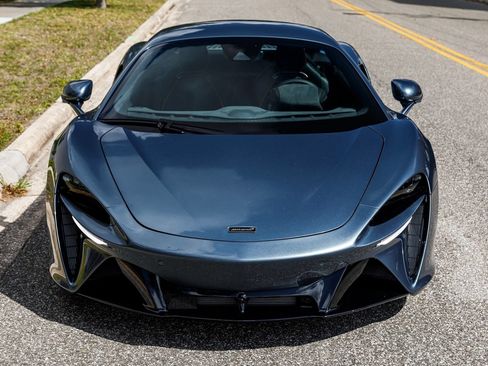 New 2026 McLaren Artura RWD image 18