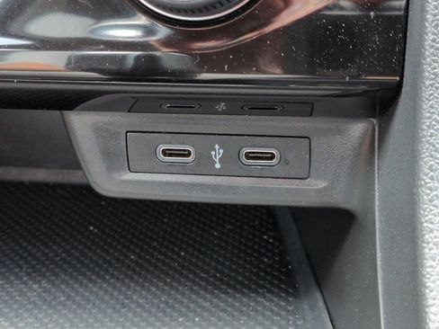 Used 2022 Volkswagen Jetta SE FWD image 22