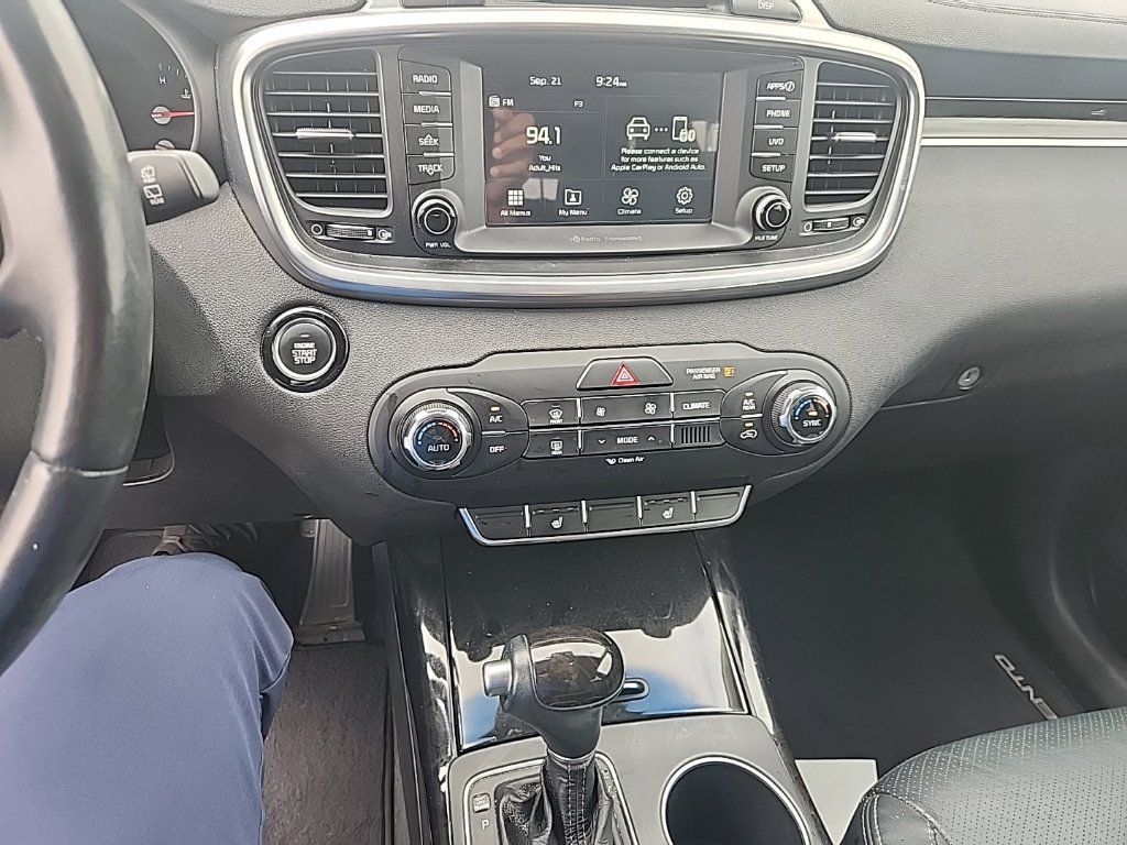 Used 2017 Kia Sorento EX FWD image 24