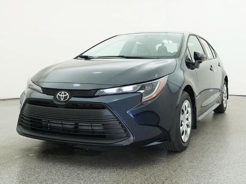 New 2026 Toyota Corolla LE FWD image 32