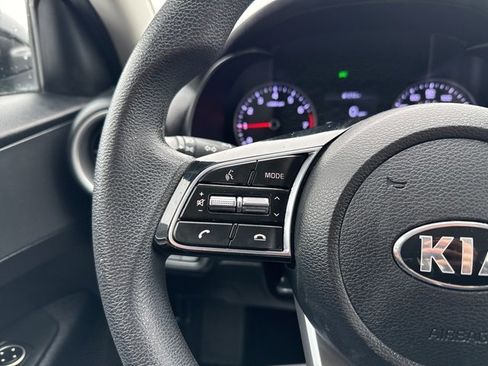 Used 2019 Kia Forte LXS image 27