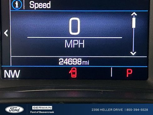 Used 2023 GMC Acadia SLE image 24