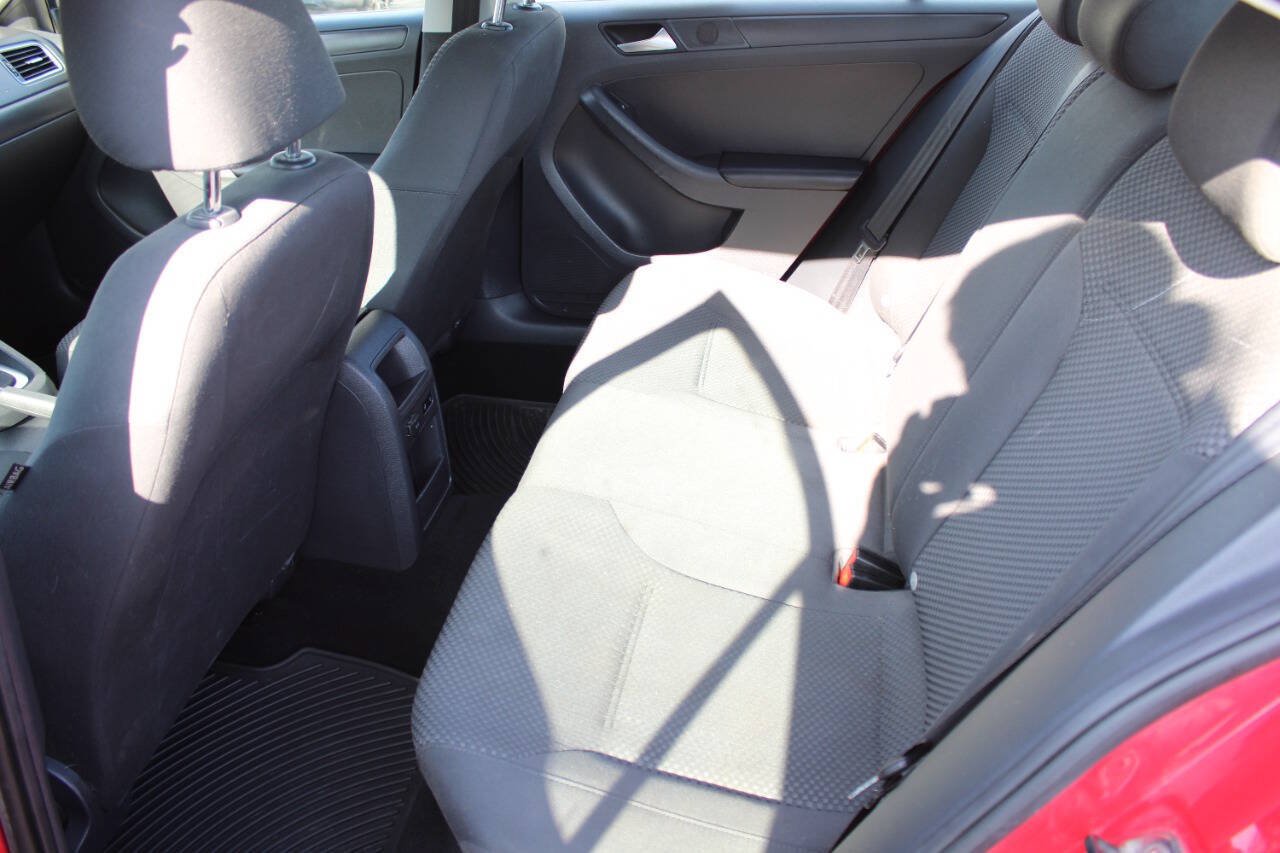 Used 2013 Volkswagen Jetta S FWD image 10