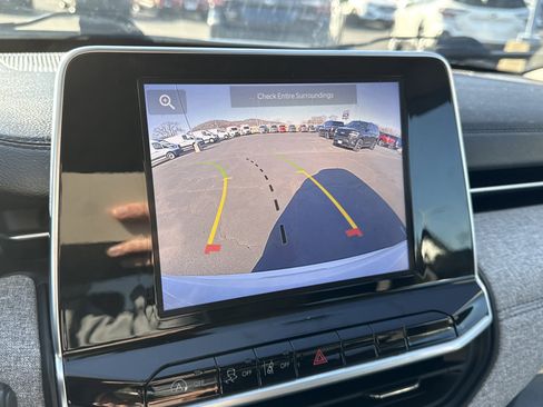 Used 2022 Jeep Compass Latitude w/ Convenience Group image 21