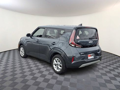 Used 2023 Kia Soul S image 7