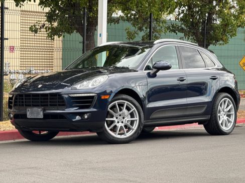 Used 2017 Porsche Macan S AWD/4WD image 1