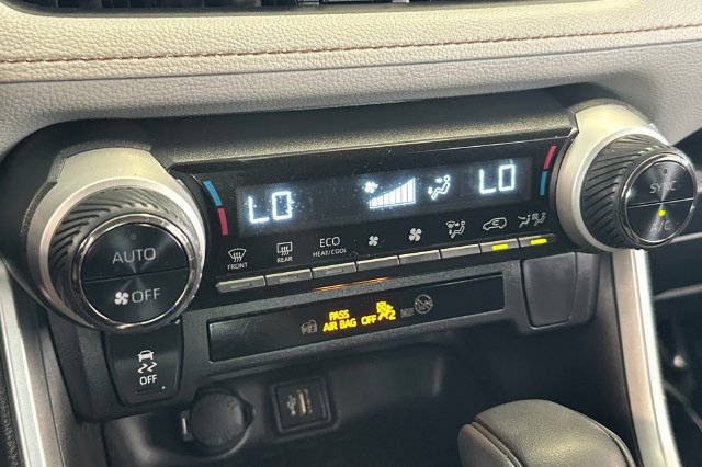 Certified 2024 Toyota RAV4 XLE AWD/4WD image 25