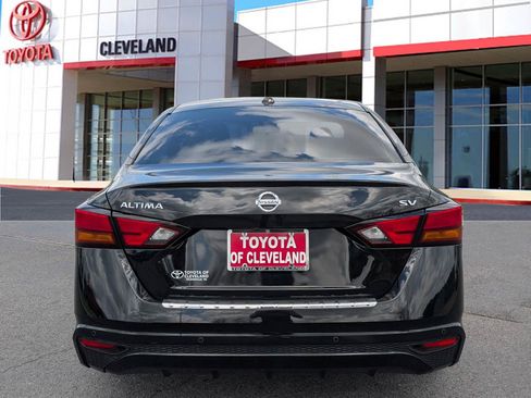 Used 2022 Nissan Altima 2.5 SV image 6