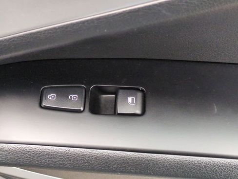 Used 2023 Kia Soul LX image 33