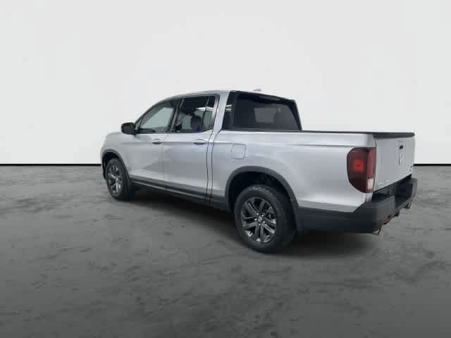 Used 2023 Honda Ridgeline Sport image 9