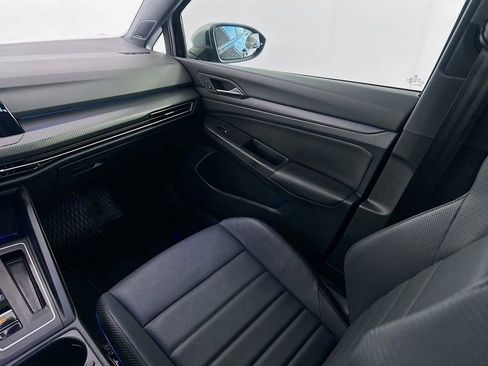 Used 2022 Volkswagen Golf R image 24
