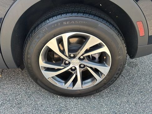 Used 2021 Buick Envision Essence w/ Technology Package I AWD/4WD image 23