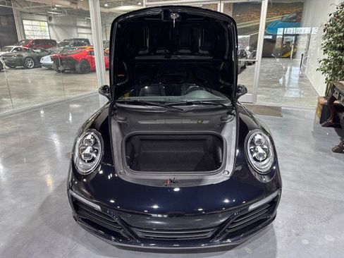Used 2017 Porsche 911 Carrera image 12