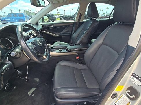 Used 2015 Lexus IS 250 AWD w/ Navigation System Package image 7