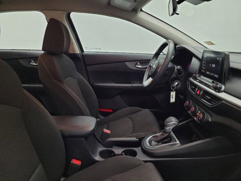 Used 2020 Kia Forte LXS FWD image 21