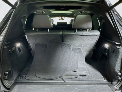 Used 2020 BMW X7 M50i w/ Dynamic Handling Package image 26