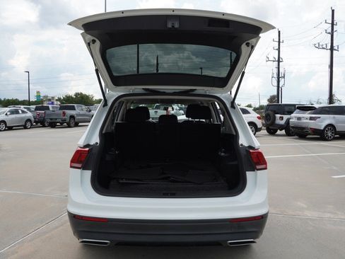 Used 2021 Volkswagen Tiguan S FWD image 36