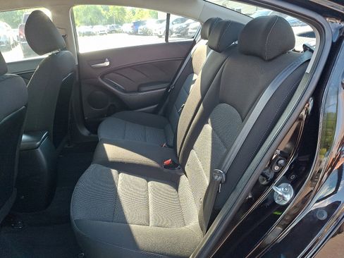 Certified 2018 Kia Forte LX w/ LX Rear Camera Package image 10
