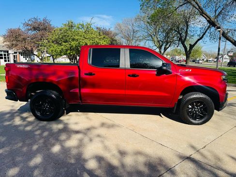 Used 2020 Chevrolet Silverado 1500 LT Trail Boss AWD/4WD image 2