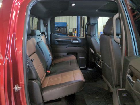 Used 2025 Chevrolet Silverado 1500 High Country image 27