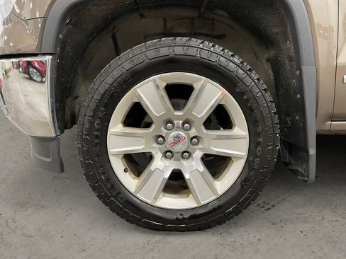 Used 2015 GMC Sierra 1500 SLT w/ Suspension Package, Off-Road AWD/4WD image 14