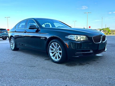 Used 2014 BMW 535i xDrive Sedan image 3