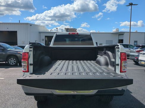 Used 2023 RAM 2500 Tradesman w/ Chrome Appearance Group image 26