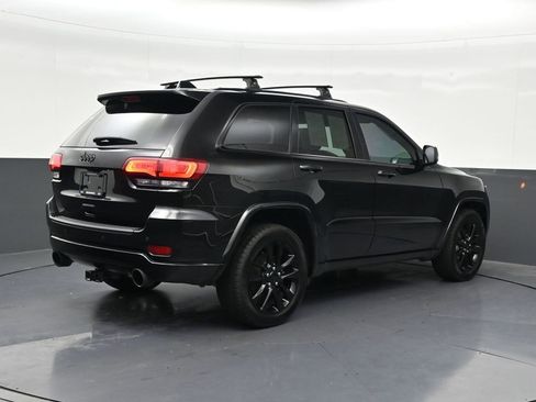 Used 2021 Jeep Grand Cherokee Laredo X RWD image 5