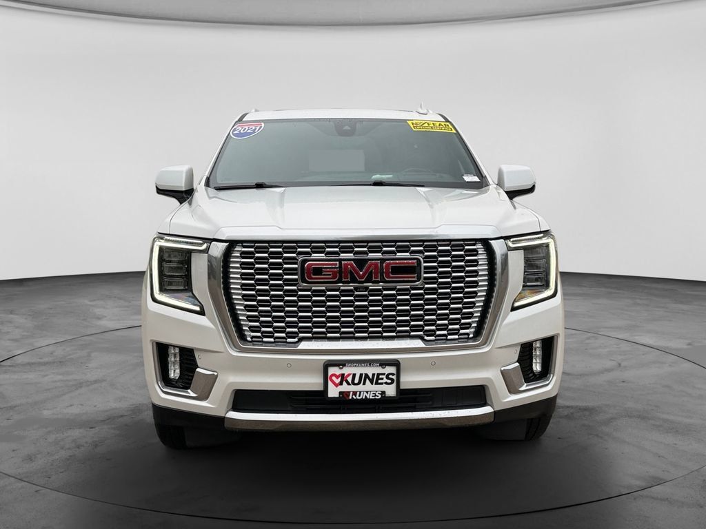 Used 2021 GMC Yukon Denali w/ Denali Ultimate Package AWD/4WD image 4