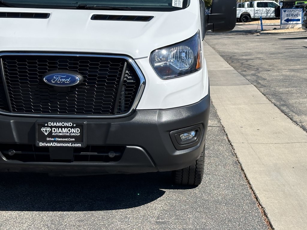 Used 2025 Ford Transit 250 Low Roof w/ Exterior Upgrade Package RWD image 13