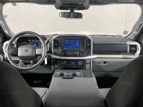 Used 2021 Ford F150 XLT AWD/4WD image 12