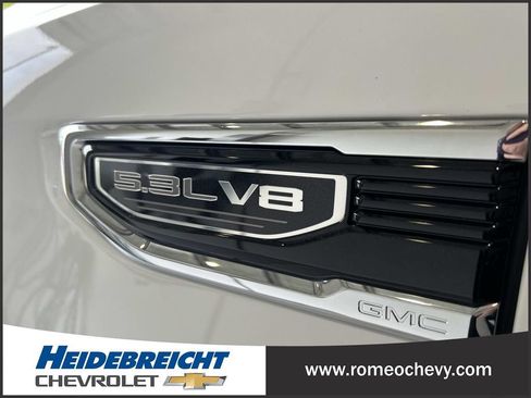 Used 2024 GMC Sierra 1500 SLT w/ SLT Convenience Package AWD/4WD image 42