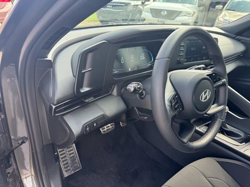 Used 2026 Hyundai Elantra Sport FWD image 20