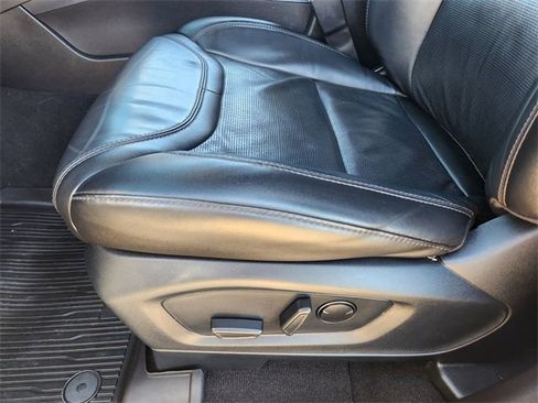 Used 2023 Ford Explorer Platinum w/ Technology Package image 25