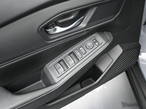 Used 2023 Honda Accord Sport image 17