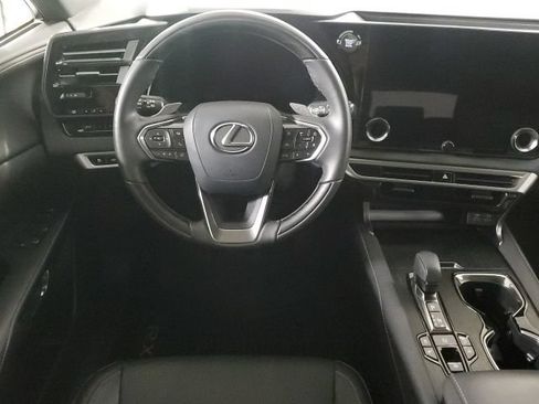 Used 2025 Lexus RX 350 Premium w/ Accessory Package AWD/4WD image 17