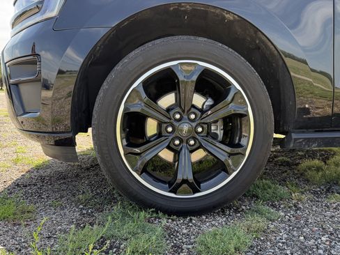 Used 2023 Ford Expedition Limited AWD/4WD image 17