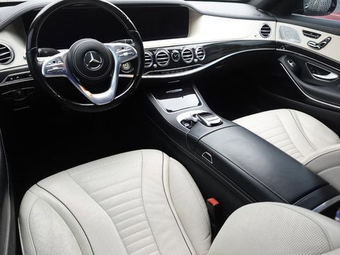 Used 2018 Mercedes-Benz S 560 Sedan image 7