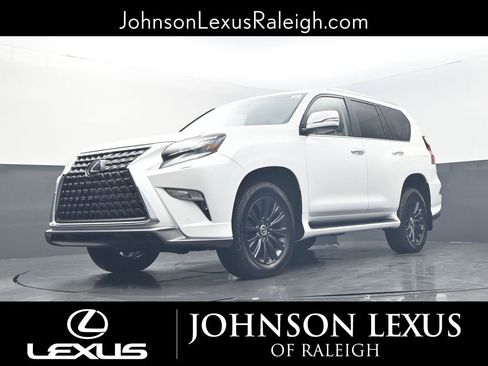 Used 2022 Lexus GX 460 Premium w/ Accessory Package AWD/4WD image 17