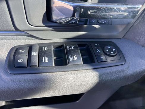 Used 2018 RAM 2500 Big Horn image 17