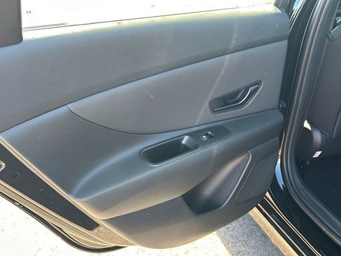 New 2025 Hyundai Elantra Sport image 21